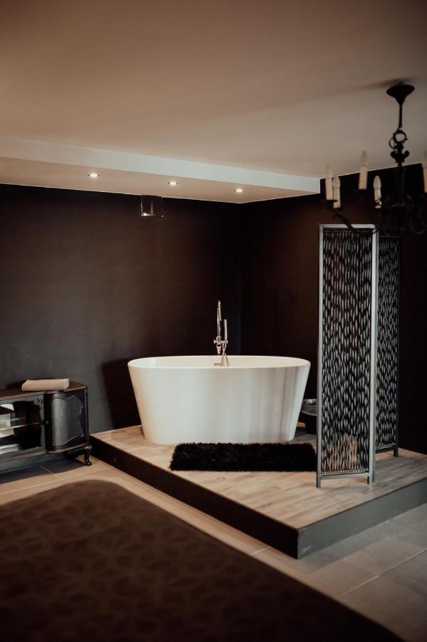 Le Chateau De Balmoral Sart-lez-Spa Luaran gambar
